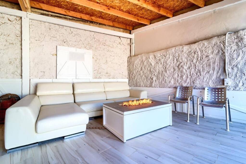 Cueva Con Jacuzzi A 20 Minutos De Valencia Villa Benaguacil Екстериор снимка